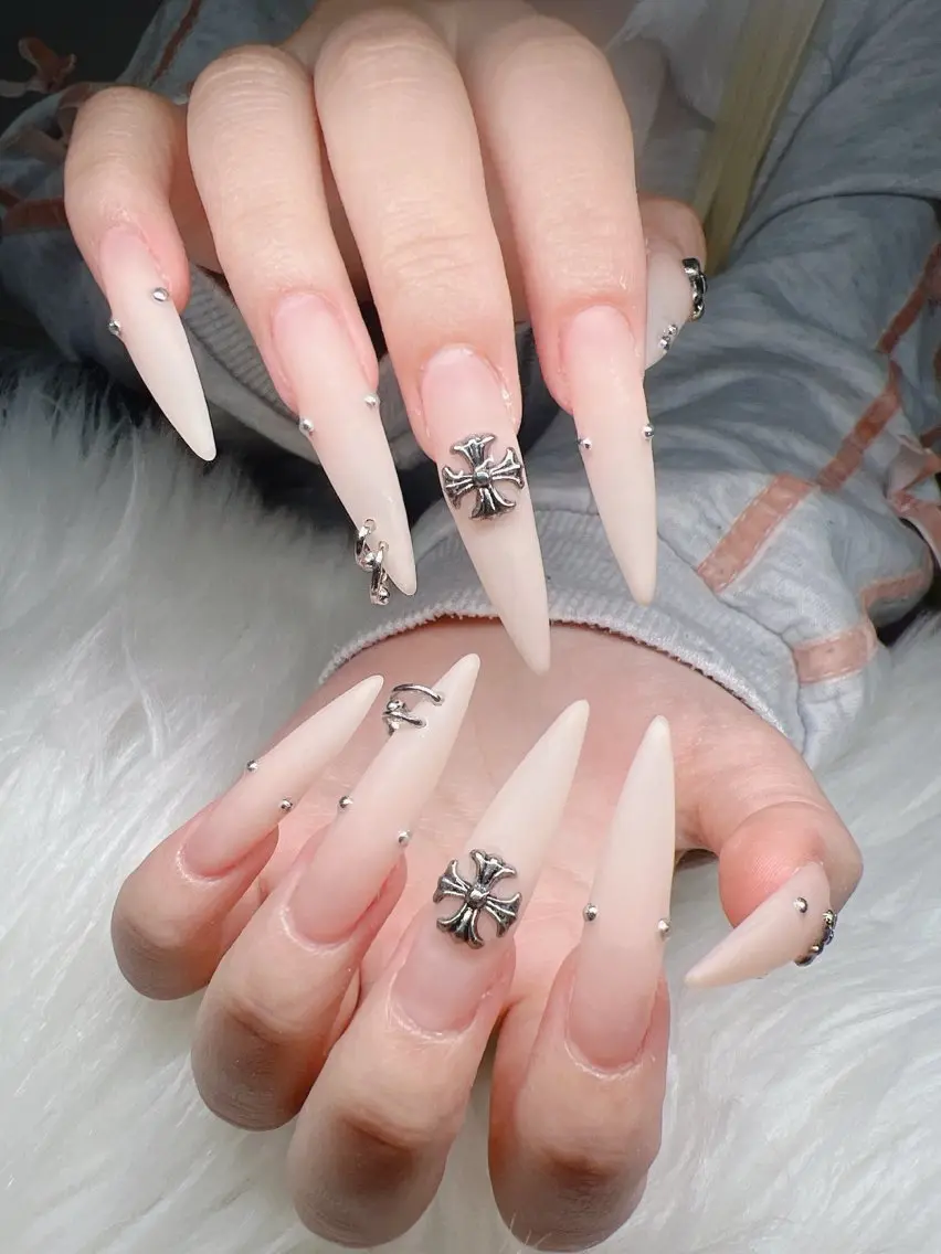 ネイル ハンドネイル Lee Nails チップ長さだし専門店のネイルデザイン