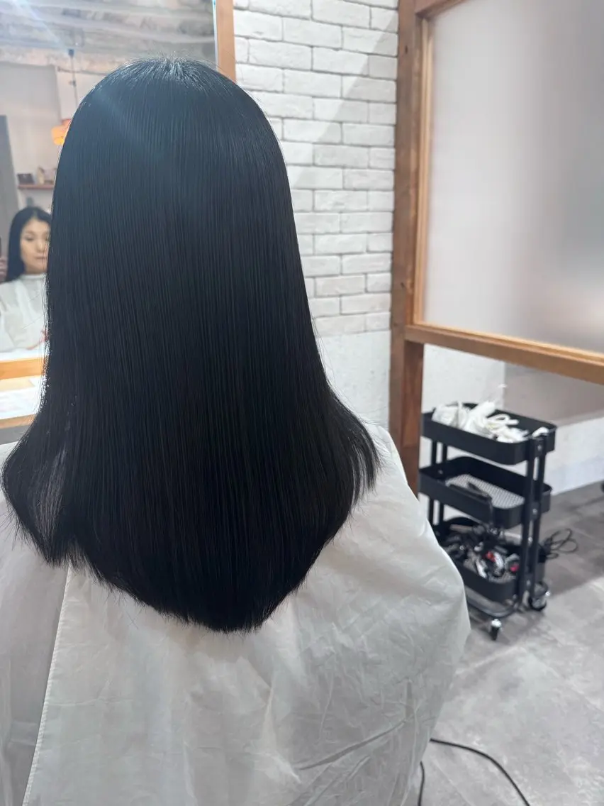 ロング 縮毛矯正 カット 縮毛矯正 トリートメント 🧶 Towa 艶髪カラー🧶のヘアスタイル