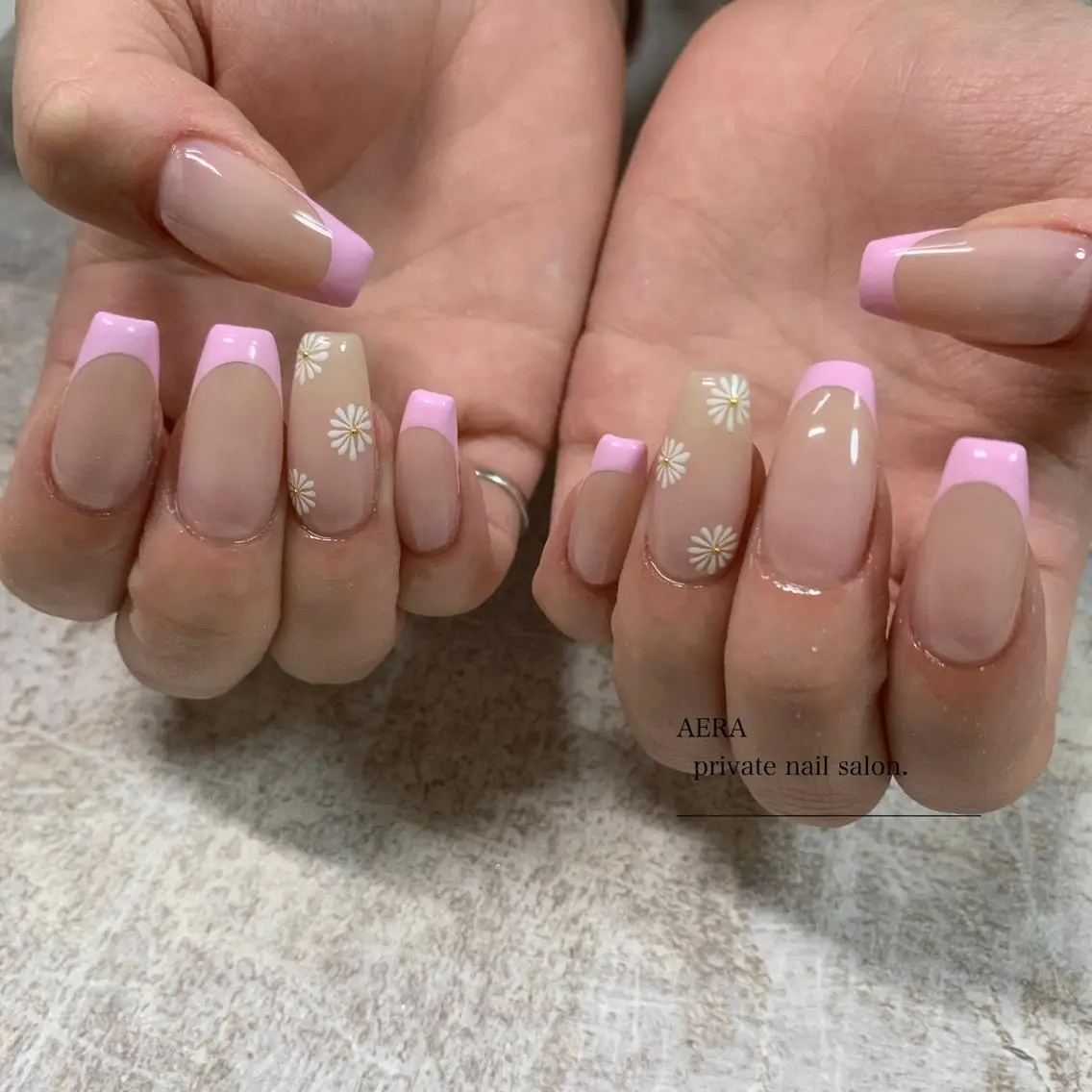 ネイル AERA nail shino🐱⸝꙳のネイルデザイン