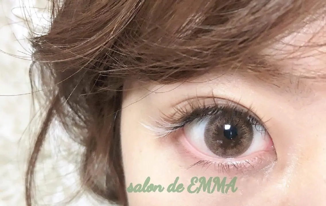 マツエク・マツパ ボリュームラッシュ マツエク EMMA plus．のマツエク・マツパデザイン