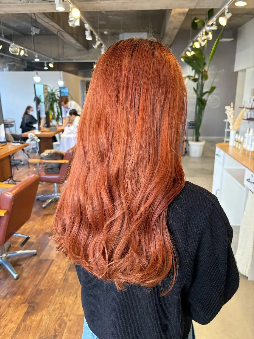 カラー オレンジ カット ヘアカラー 山形 梨沙のヘアスタイル