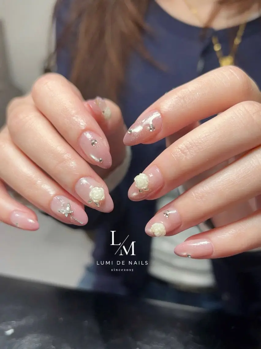 ネイル グラデーション ラメ(グリッター) マグネットネイル ミラーネイル ニュアンスネイル ハンドネイル Lumi de nailsのネイルデザイン