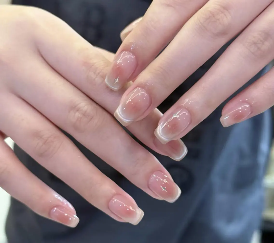 ネイル ハンドネイル 🎀 Ayaka_nailのネイルデザイン
