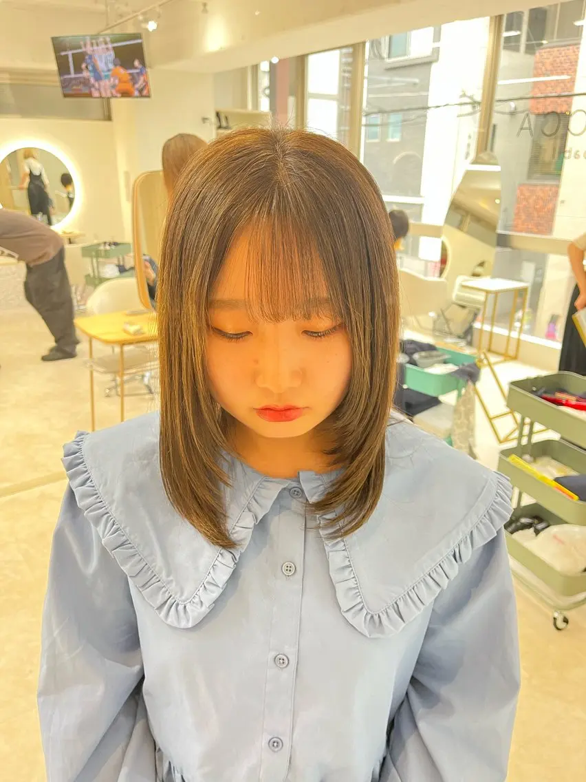 セミロング ナチュラルヘア🦋 のの  YECCAのヘアスタイル