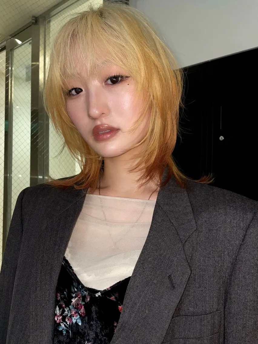 ミディアム SITY. NENE /カラーモデルのヘアスタイル