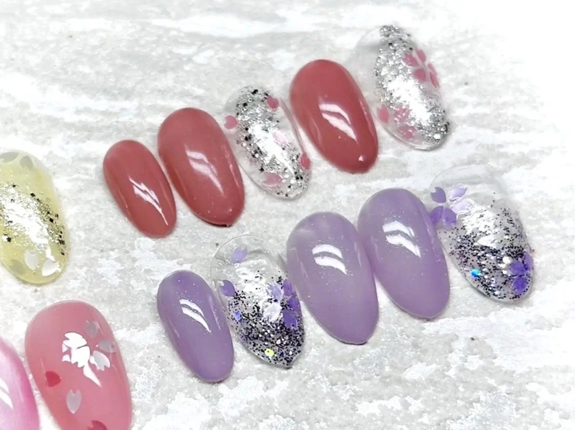 ネイル アートネイル 桜ネイル ホログラムネイル シンプルネイル 春ネイル JULIE NAILのネイルデザイン