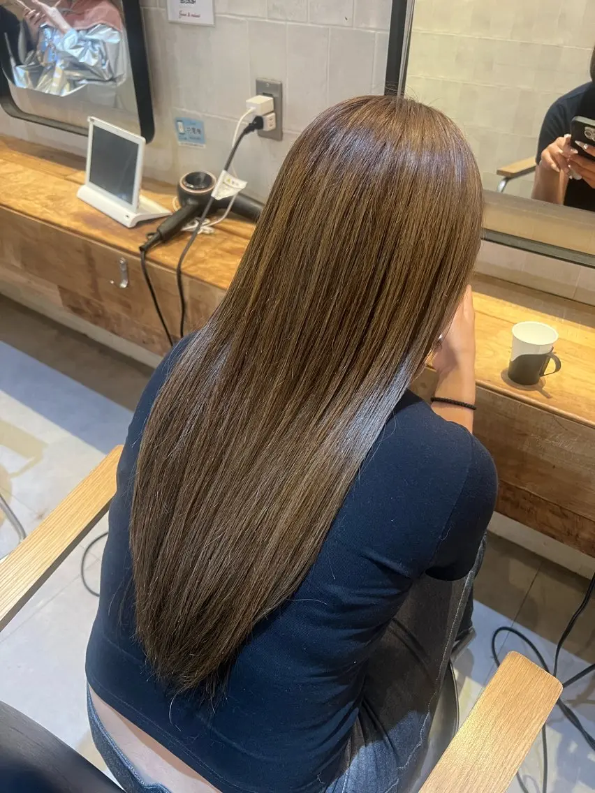 ロング ヘアカラー ハシモト ミオのヘアスタイル