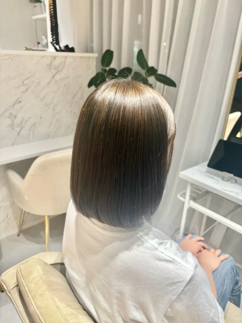 カラー 🥨伊藤みやこ🥨 カットモデル🌈のヘアスタイル