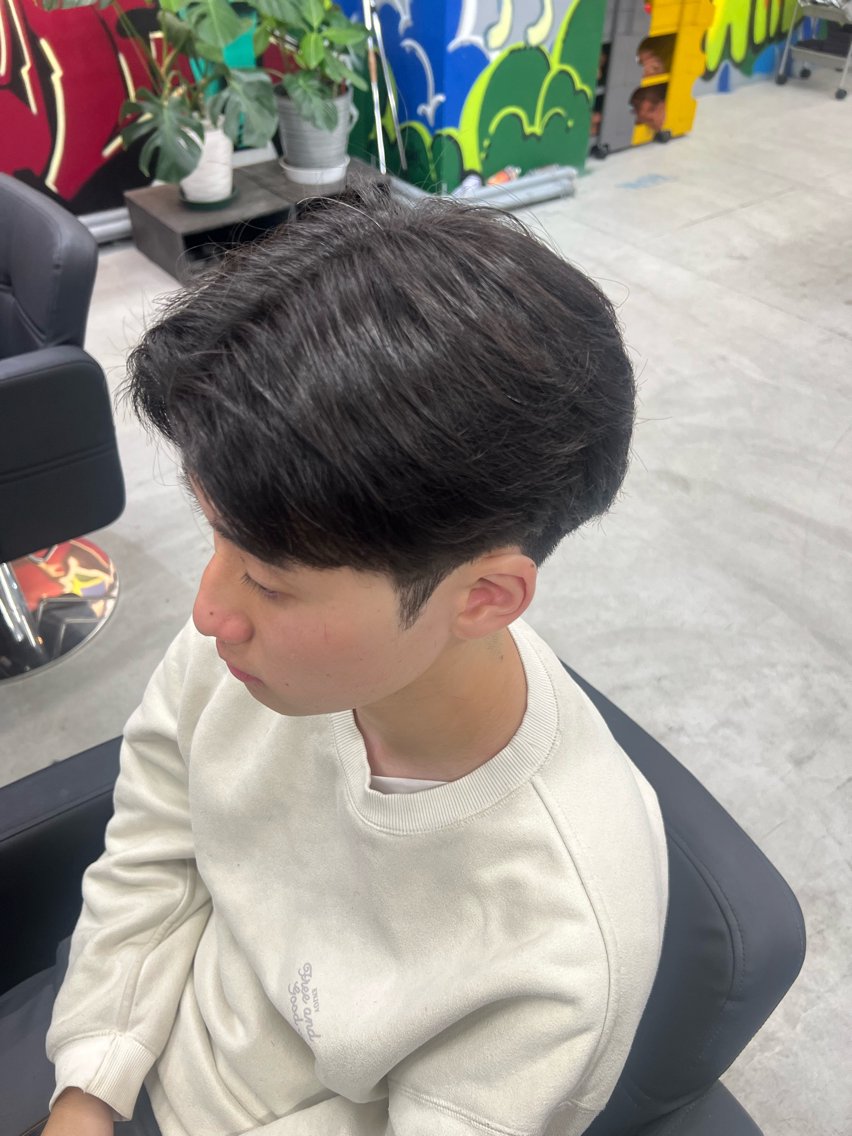 カット 縮毛矯正 白井 葵のヘアスタイル