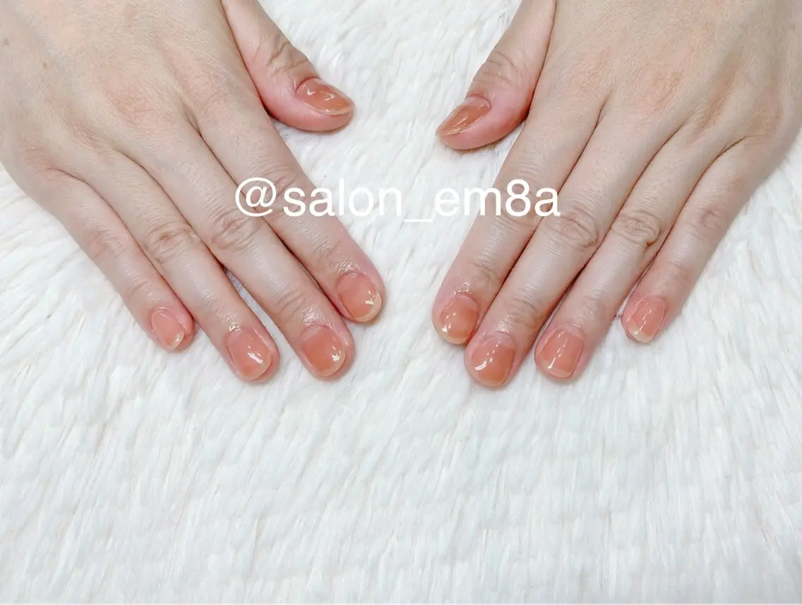 ネイル ジェルネイル ワンカラーネイル ハンドネイル salon EM&A emiのネイルデザイン