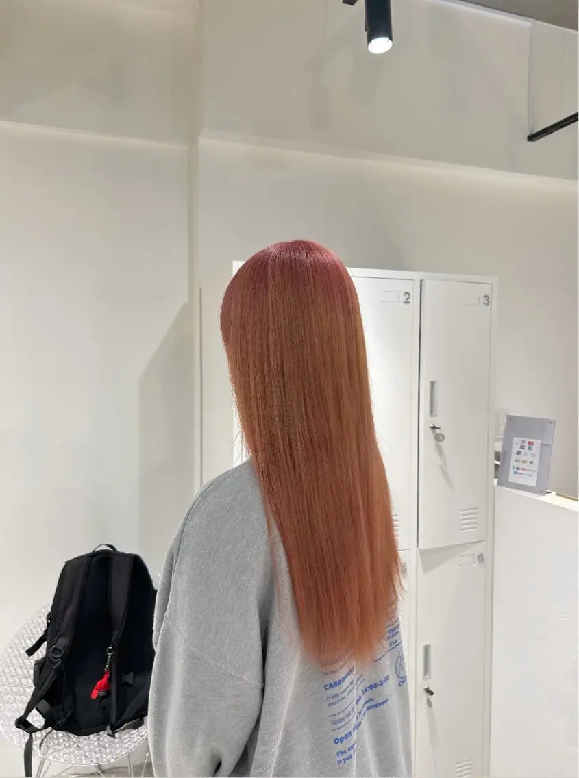 ロング カラー ヘアアレンジ ベージュカラー ブリーチ ブラウンカラー ケアブリーチ 透明感カラー ヘアカラー トリートメント 梅木李奈🍒府中/ レイヤー透明感カラーのヘアスタイル