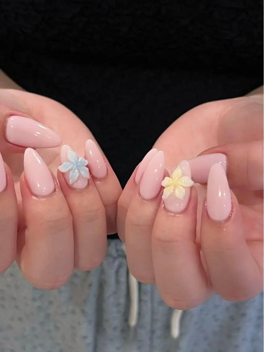 ネイル ハンドネイル prunelle .のネイルデザイン