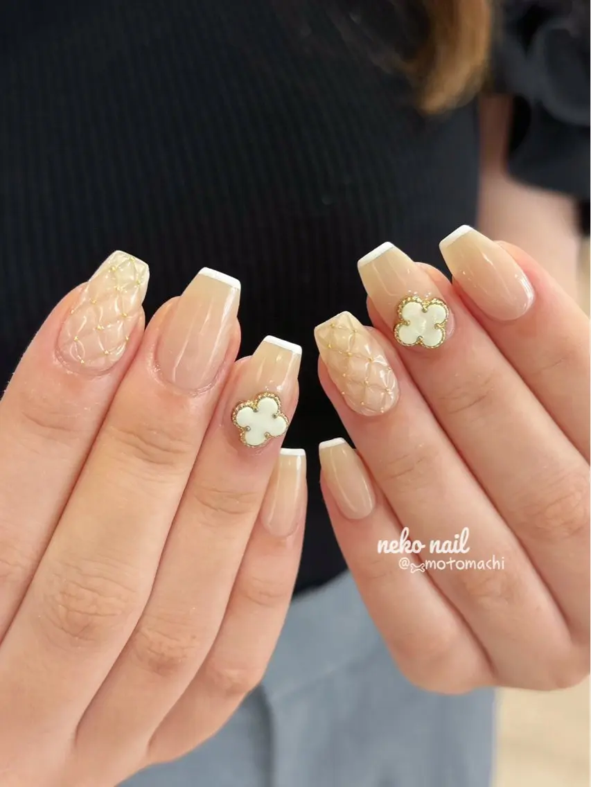 ネイル フレンチネイル シンプルネイル ハンドネイル neko nailのネイルデザイン