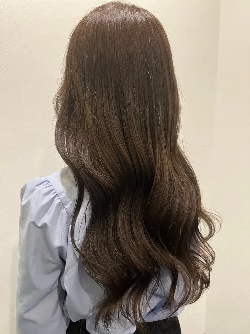 ロング カラー ヘアカラー (𝐡)𝐰𝐢𝐦 𝐲𝐮𝐧𝐚のヘアスタイル