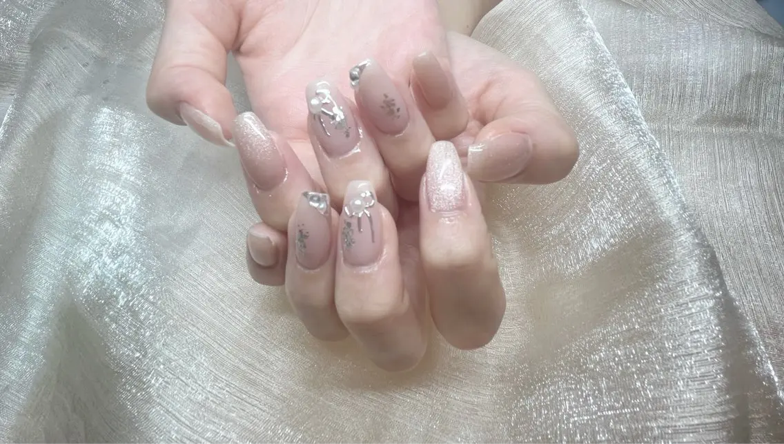 ネイル ハンドネイル Azel nail 伊野麗のネイルデザイン