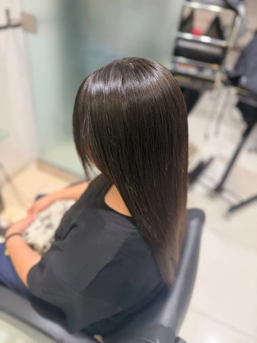 ロング 縮毛矯正 🐢下田唯🧢 カラーモデル募集中！のヘアスタイル