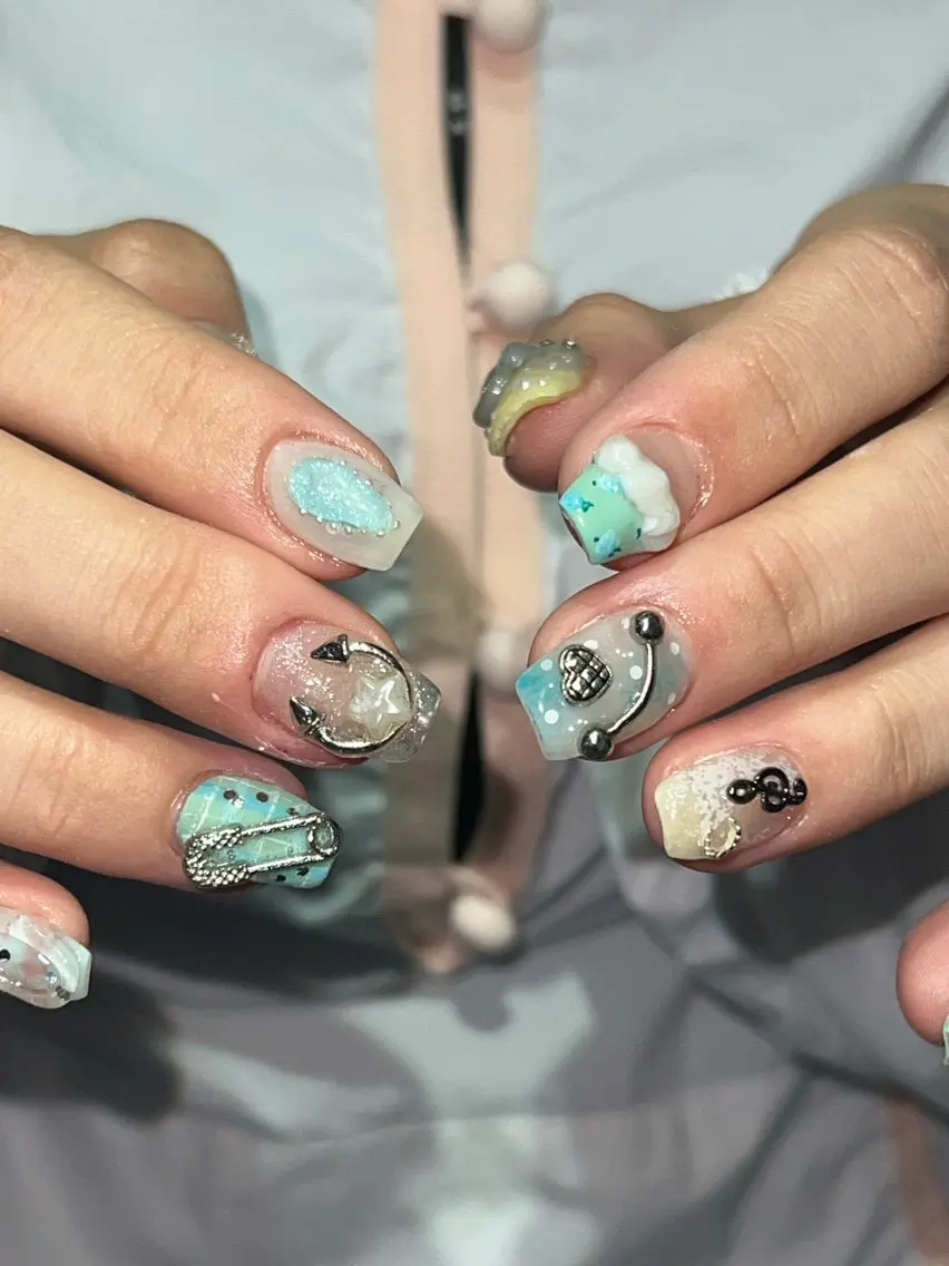 ネイル ハンドネイル Hata nail 🎀個性派ニュアンスのネイルデザイン
