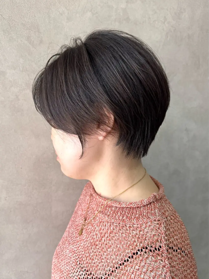 ショート カラー くびれヘア ショートヘア 黒木 栞のヘアスタイル
