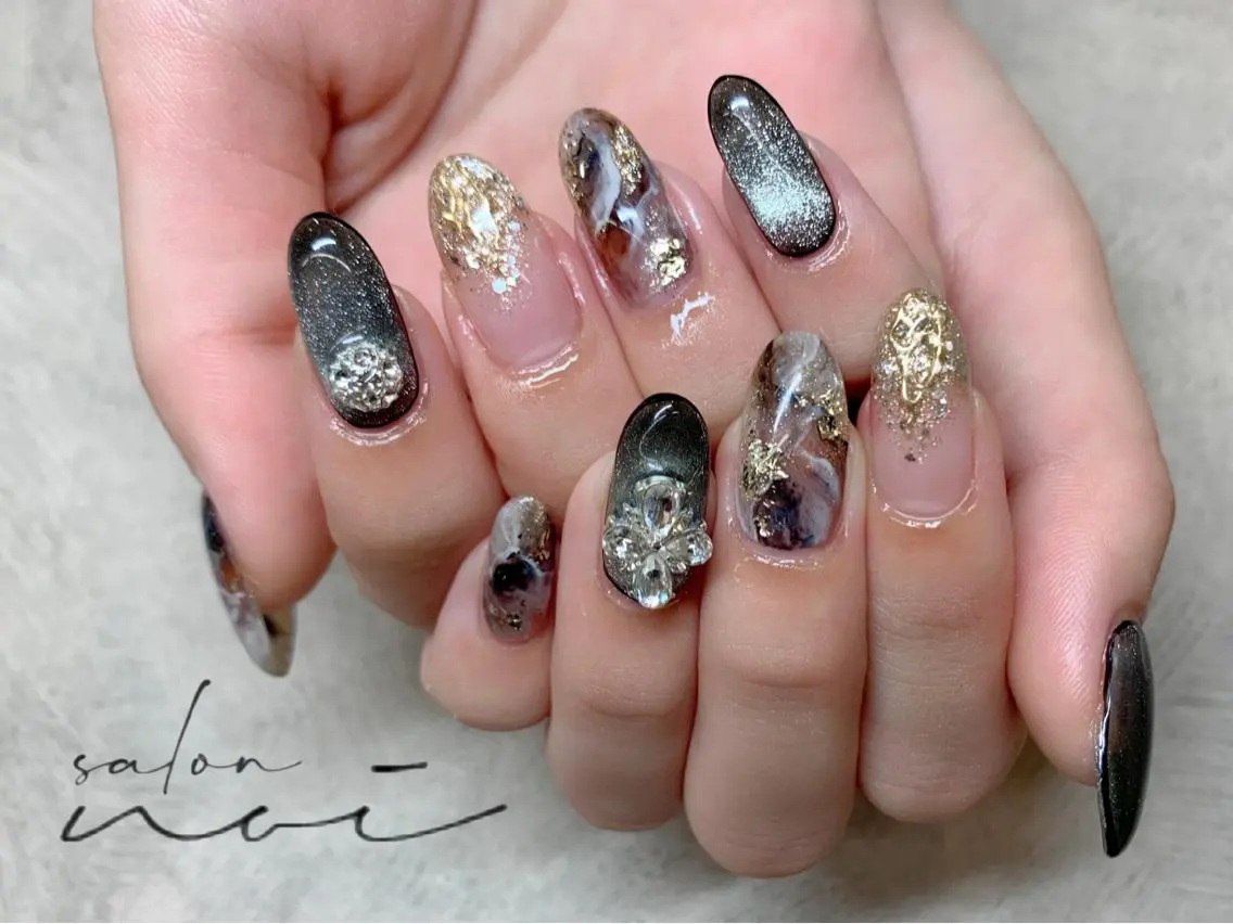 ネイル マグネットネイル ニュアンスネイル ハンドネイル salon noiのネイルデザイン