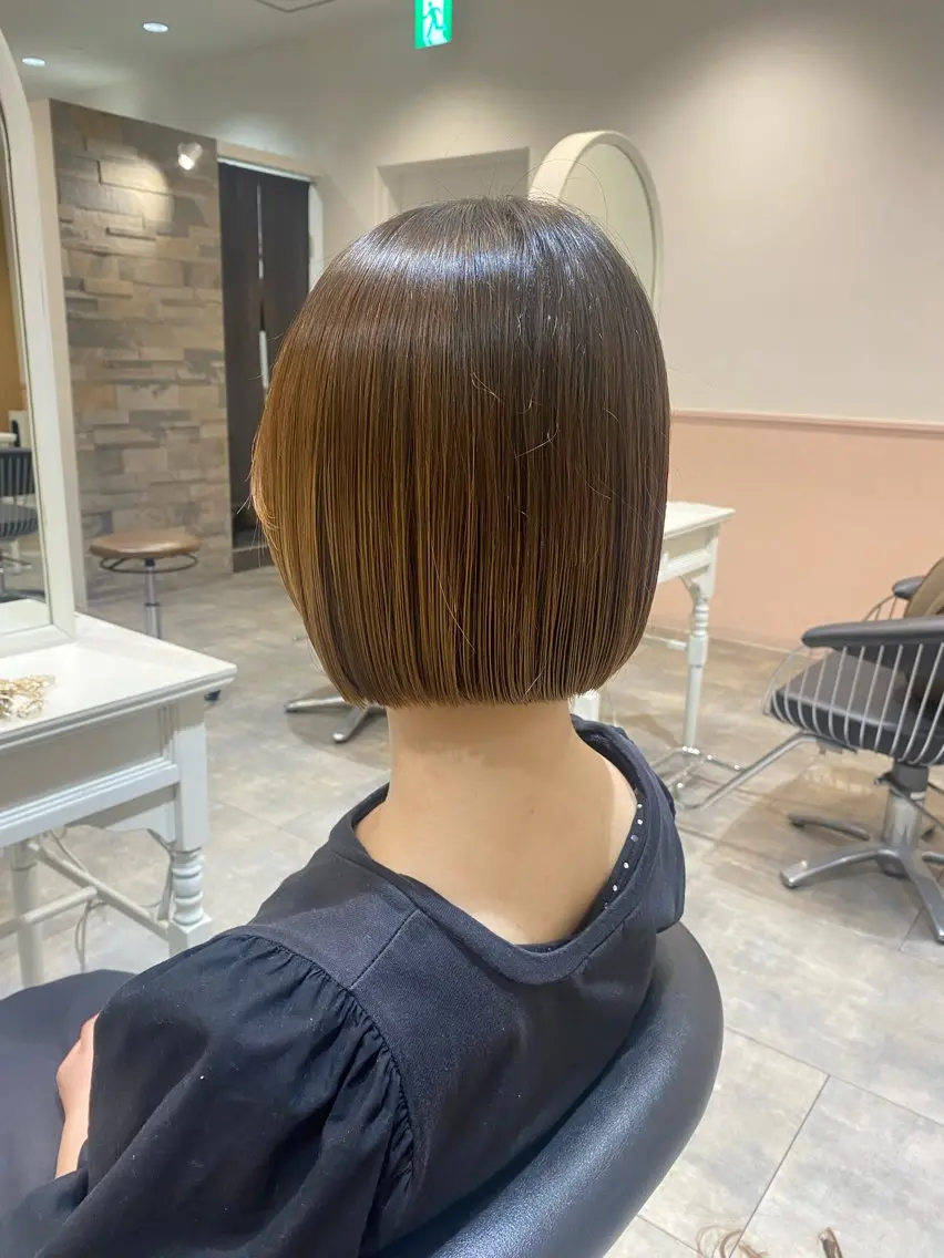 ミディアム La Blessのヘアスタイル