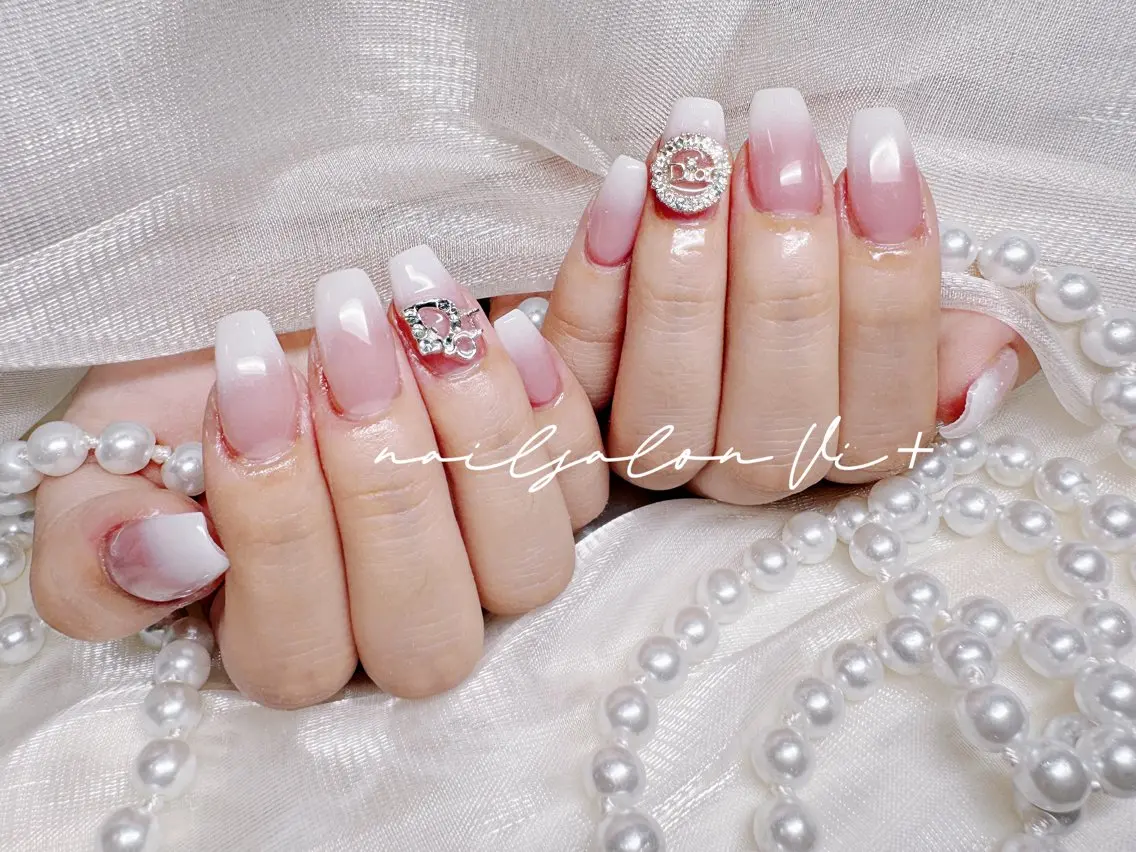ネイル ハンドネイル ✨Nailsalon Vi+✨のネイルデザイン