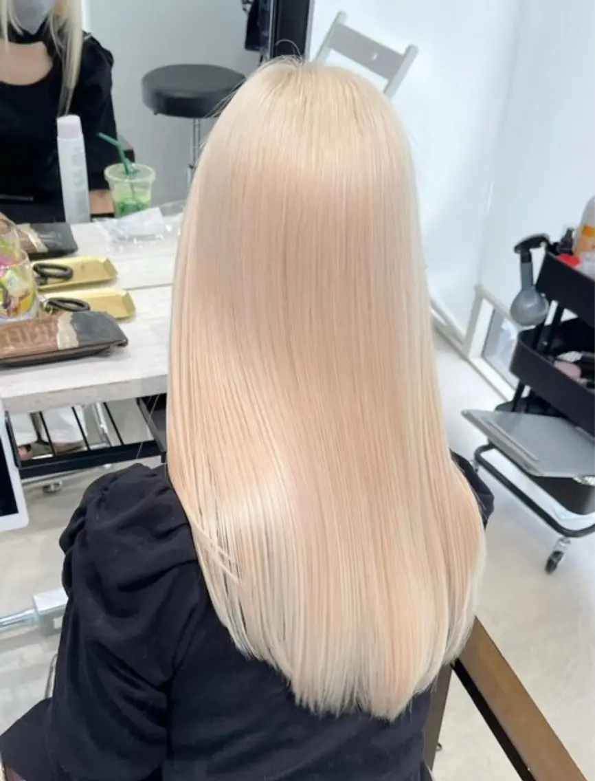 ミディアム カラー ヘアカラー 【🥀履歴修正🥀】 ハイトーン職人/拓真のヘアスタイル