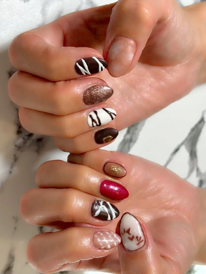 ネイル バレンタイン ハンドネイル フットネイル komohana salon🌺のネイルデザイン