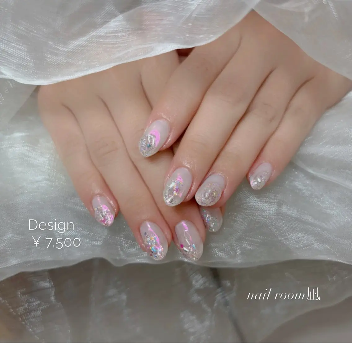ネイル ラメ(グリッター) ミラーネイル ぷっくりネイル nail room 凪のネイルデザイン
