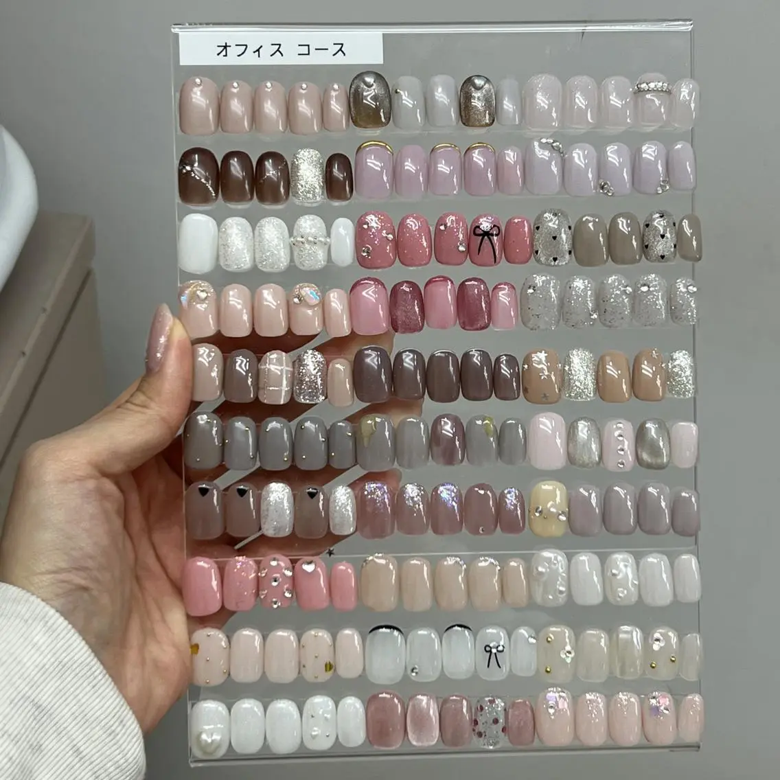 ネイル ハンドネイル YOSHIOKA 有のネイルデザイン