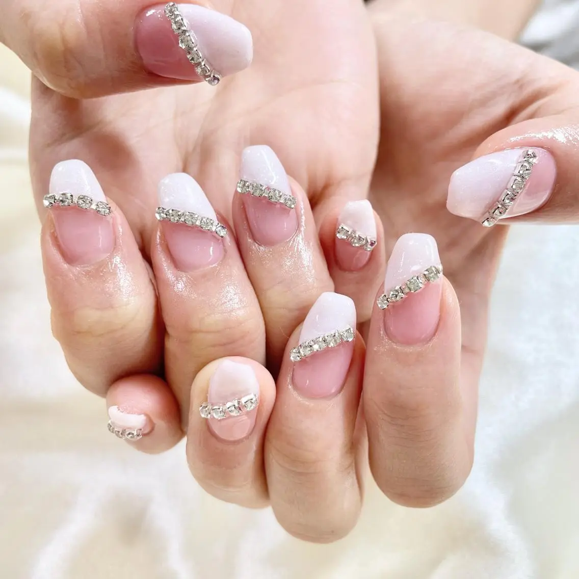 ネイル フレンチネイル ストーンネイル 🎀AYAKO 🎀中韓ネイルのネイルデザイン