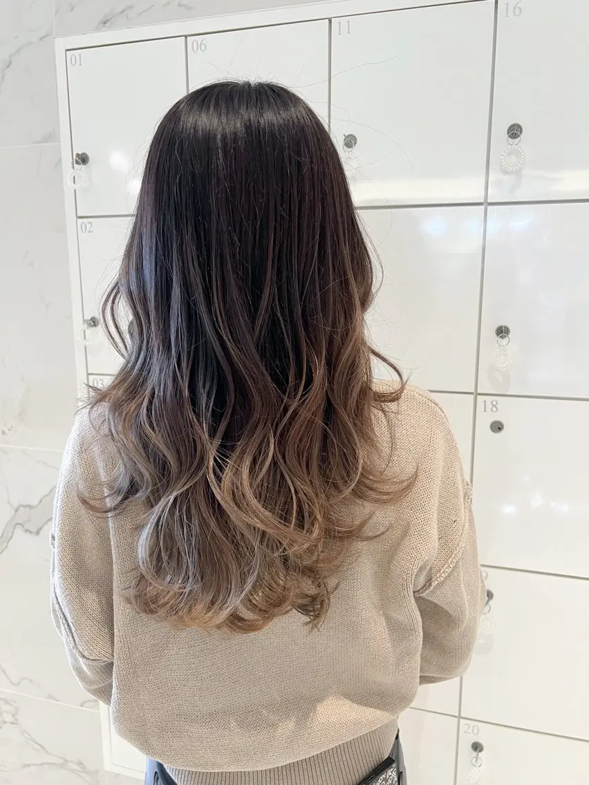ロング カラー ヘアアレンジ カット ヘアカラー トリートメント 今井 由佳のヘアスタイル