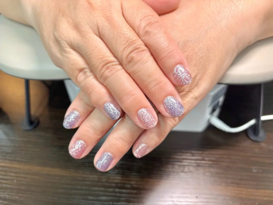 ネイル フラッシュネイル ジェルネイル ショートネイル シンプルネイル ハンドネイル Sakura Hのネイルデザイン