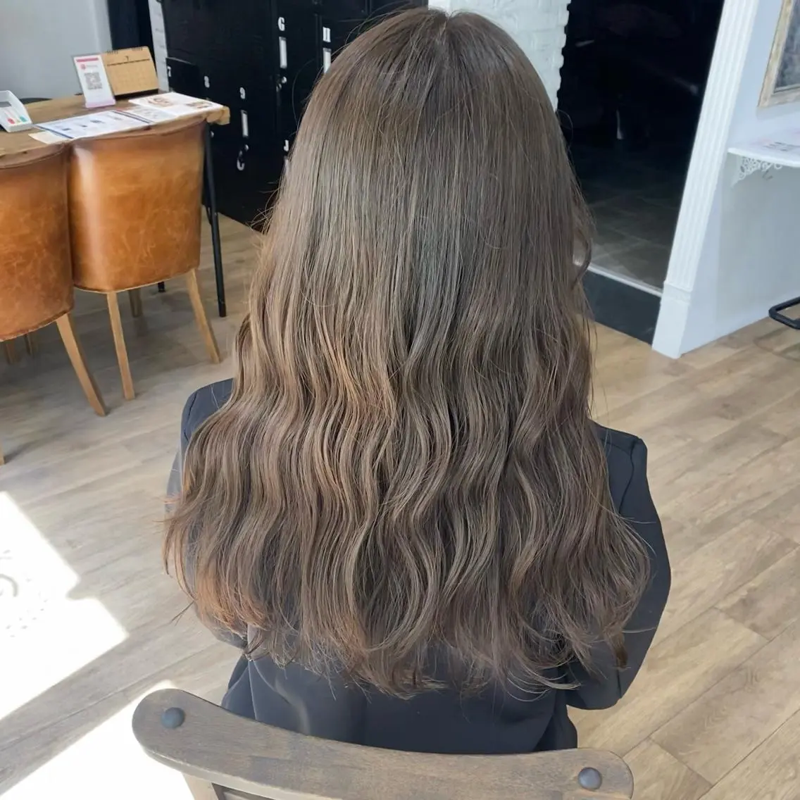 ロング カラー ヘアアレンジ ヘアカラー トリートメント あおい 🍒暖色カラーのヘアスタイル