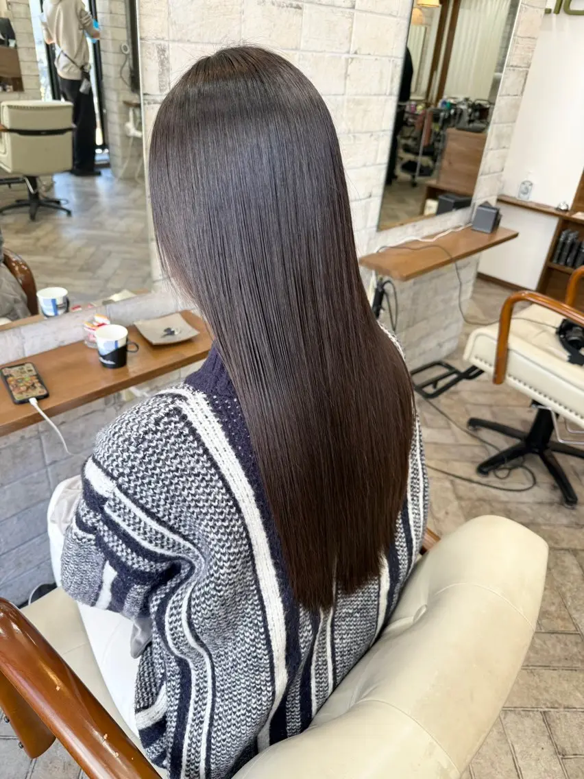 ロング カラー ブリーチ 髪質改善 縮毛矯正 トリートメント カット ヘアカラー トリートメント オーナースタイリスト 奈須雄紀のヘアスタイル