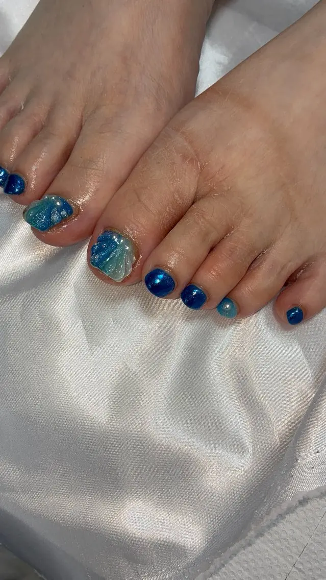 ネイル フットネイル C. NAILSのネイルデザイン