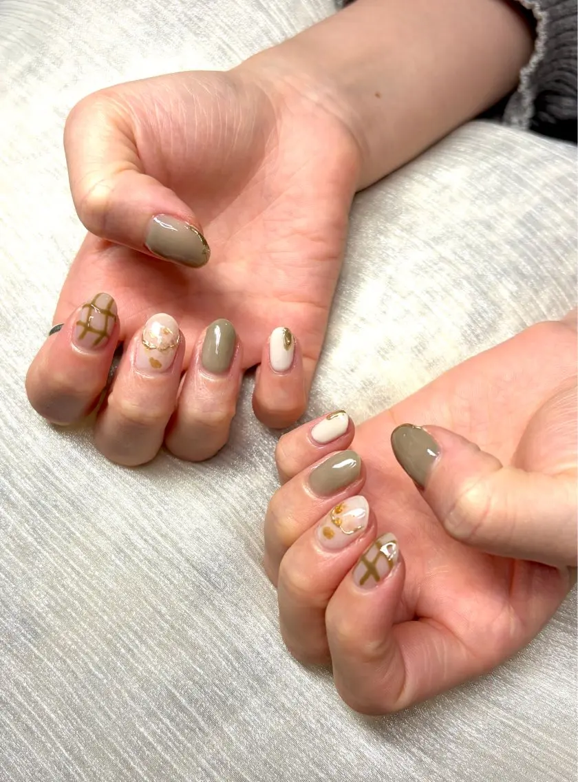 ネイル nailroom HARU.のネイルデザイン