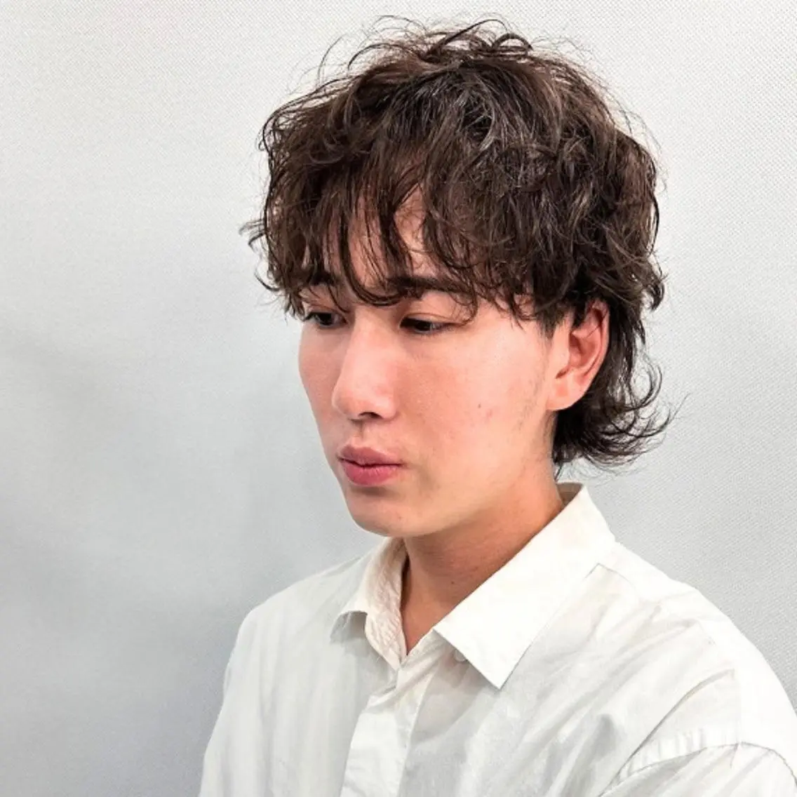 パーマ セミロング メンズ メンズパーマ メンズウルフカット セミロングパーマ くせ毛 小顔カット ❇️安達 優心❇️ レイヤー/艶髪特化のヘアスタイル