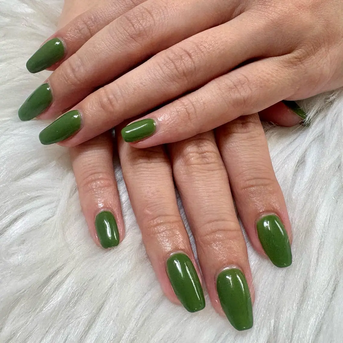 ネイル グリーン NAIL P-BOX .HACHIのネイルデザイン