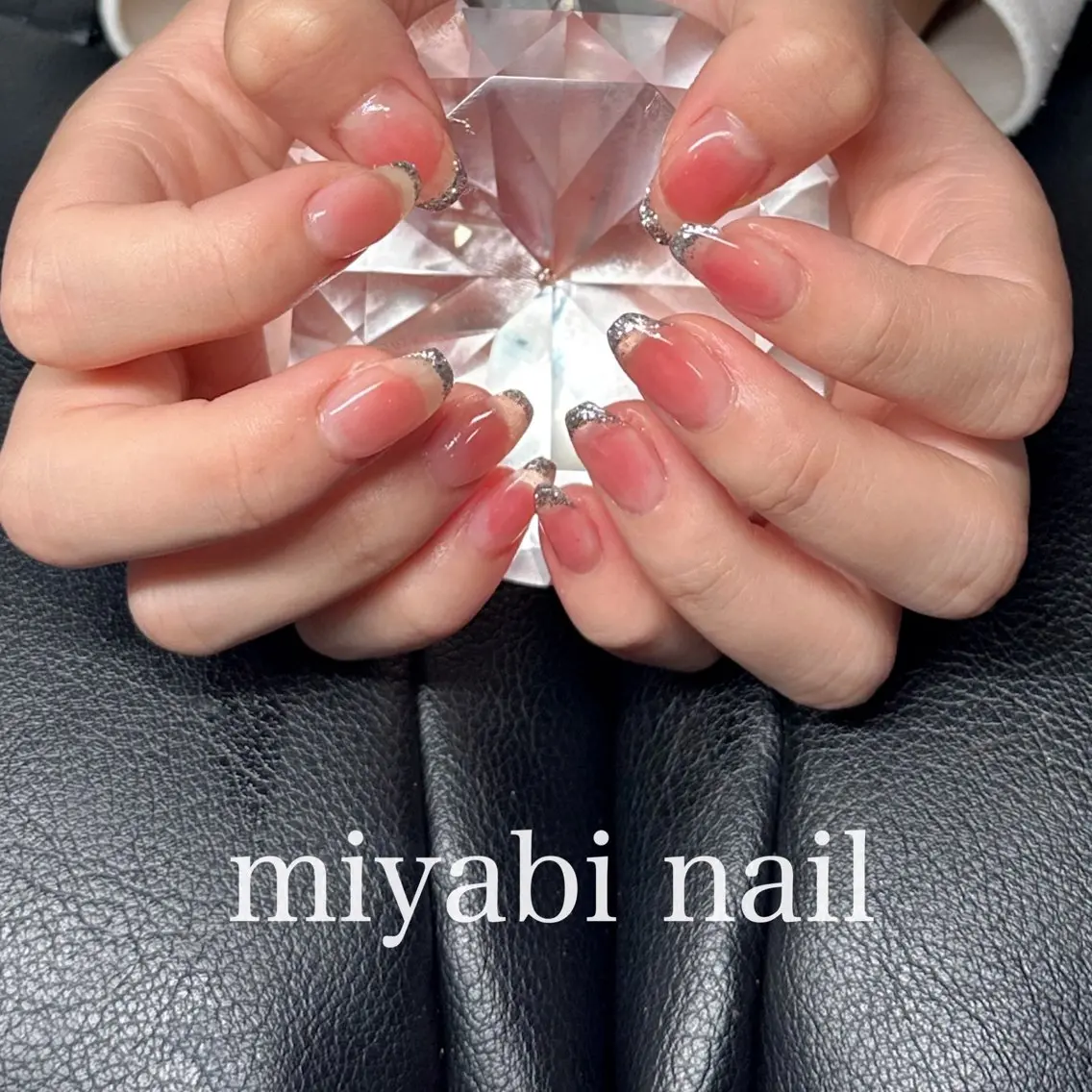 ネイル チークネイル フレンチネイル ジェルネイル ラメ(グリッター) 持ち込み ハンドネイル miyabi nail 桂川駅近くのネイルデザイン
