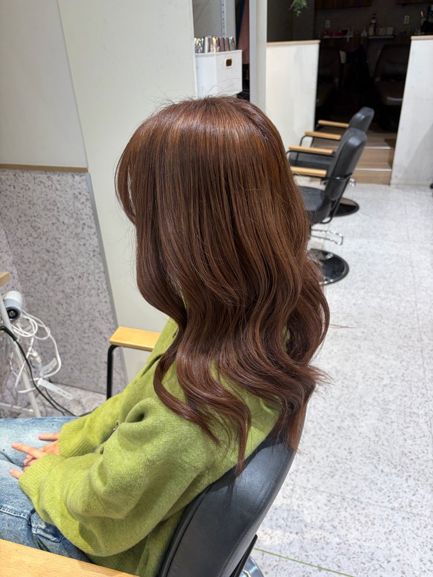 セミロング ヘアカラー 柳井 希美のヘアスタイル