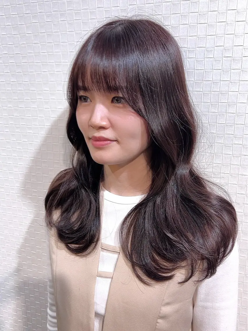 セミロング カラー レイヤーカット 柔らか垢抜けｶﾗｰと ｶｯﾄ🫧ASUKAのヘアスタイル