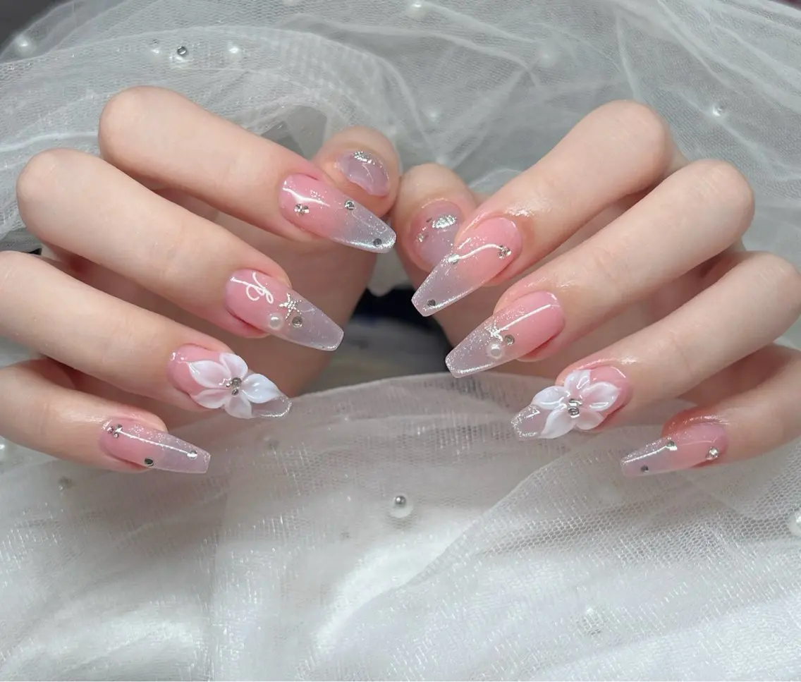 ネイル 🎀Lilla💎 Nail Salonのネイルデザイン