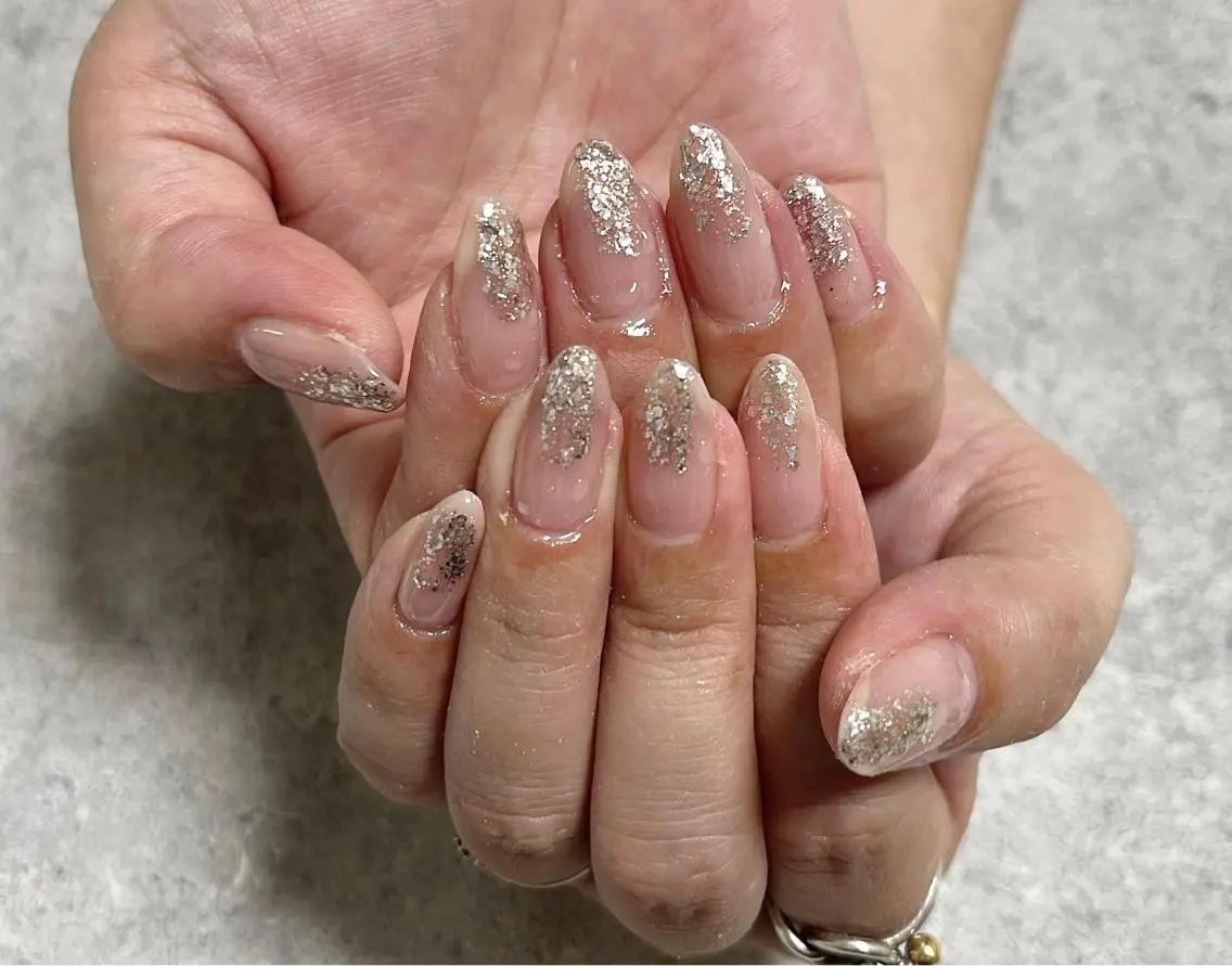 ネイル ラメ(グリッター) オフィスネイル ワンカラーネイル シンプルネイル Mimi Nailのネイルデザイン