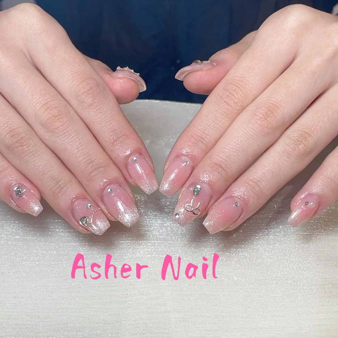 ネイル キラキラネイル 韓国ネイル マグネットネイル マットネイル 持ち込み ハンドネイル Asher-HIKA 🌞のネイルデザイン