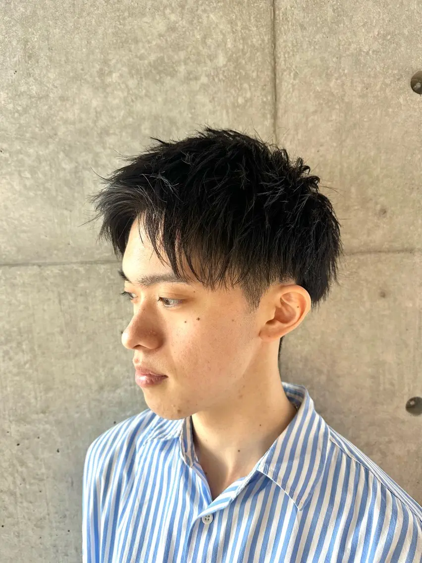 パーマ メンズ メンズ就活ヘア メンズパーマ 波巻きパーマ スパイラルパーマ 梅田中崎町メンズ 美容師ユースケのヘアスタイル