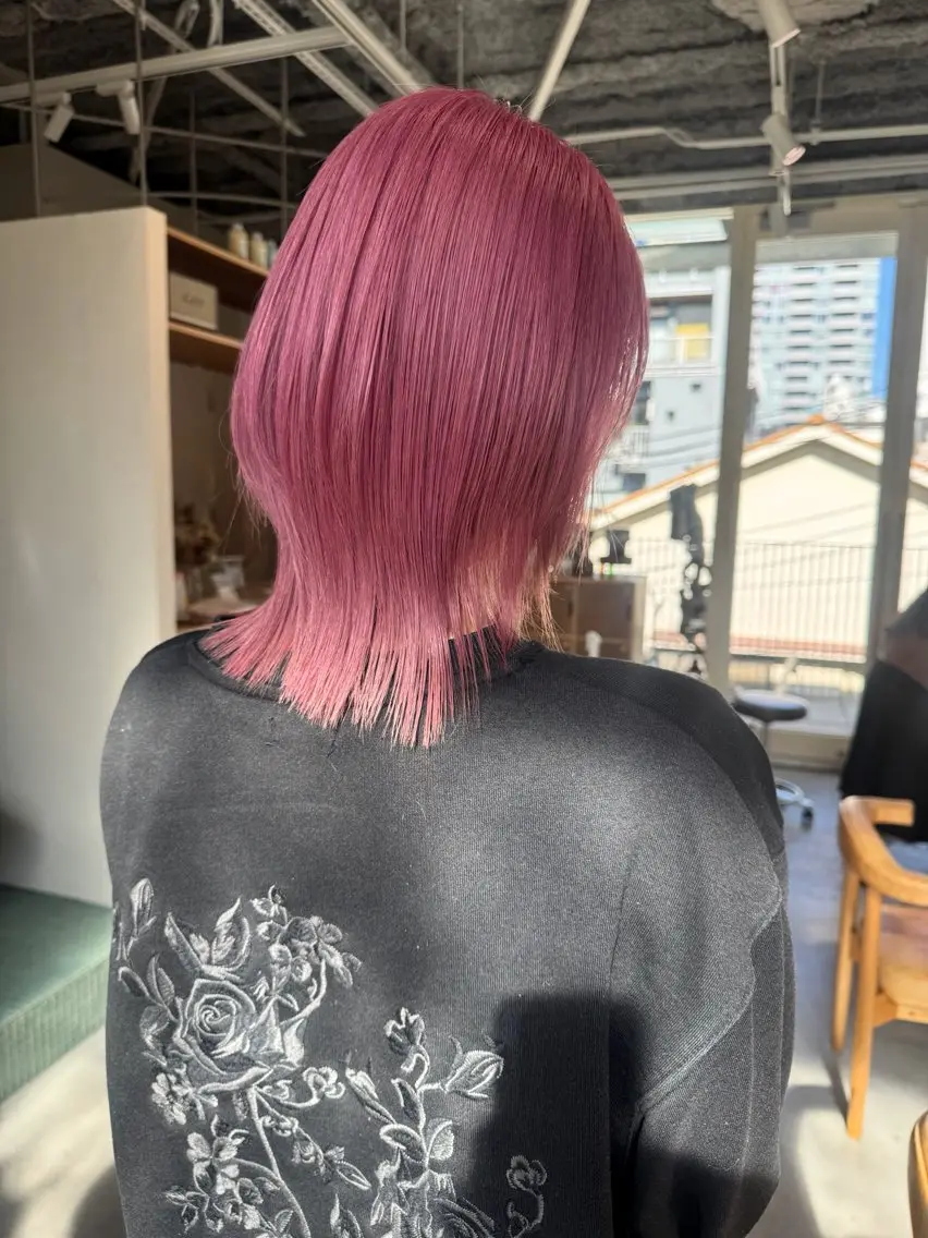 ミディアム 小佐田 航平のヘアスタイル
