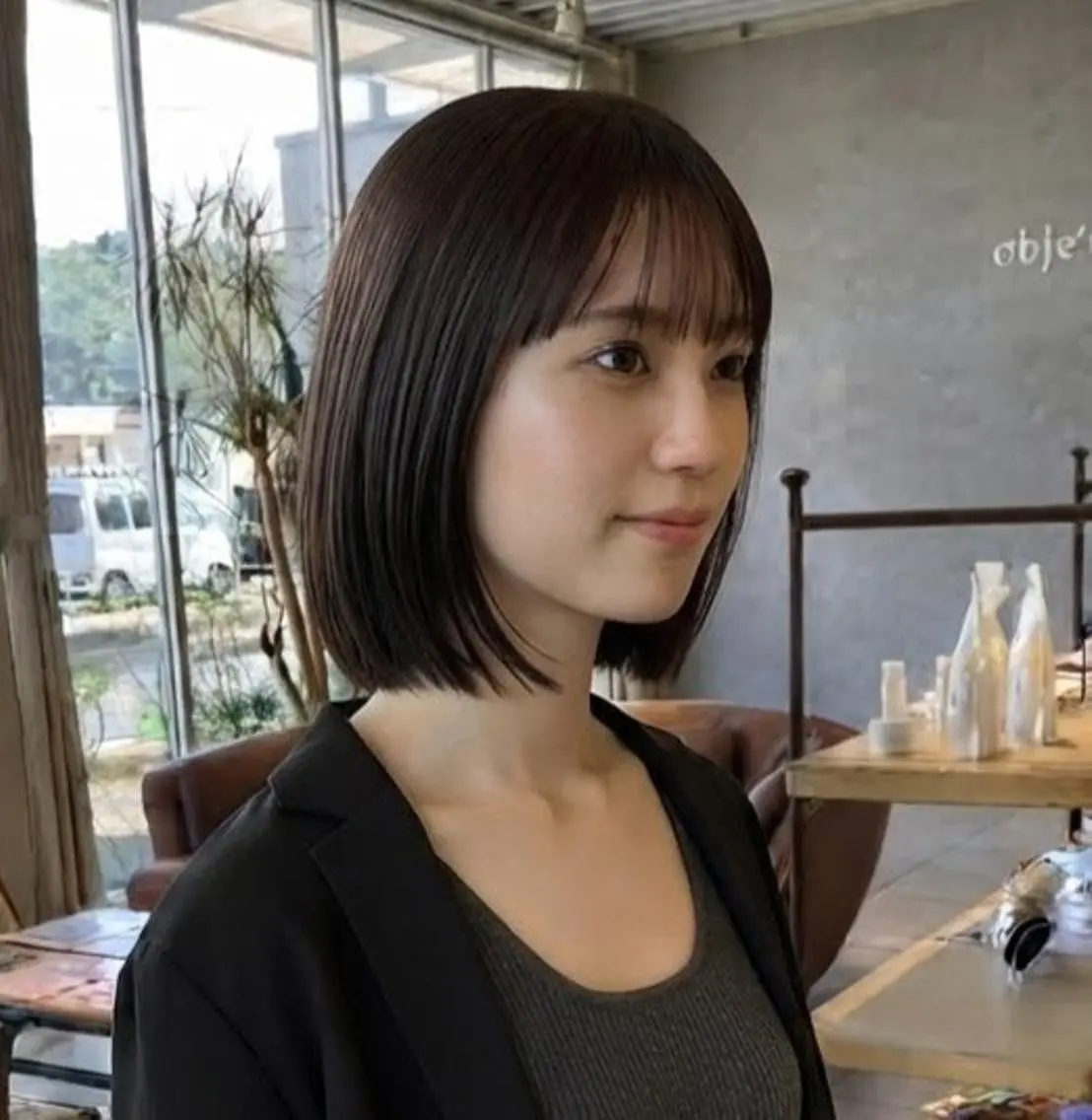 ミディアム 切りっぱなしボブ ボブ obje't cielのヘアスタイル