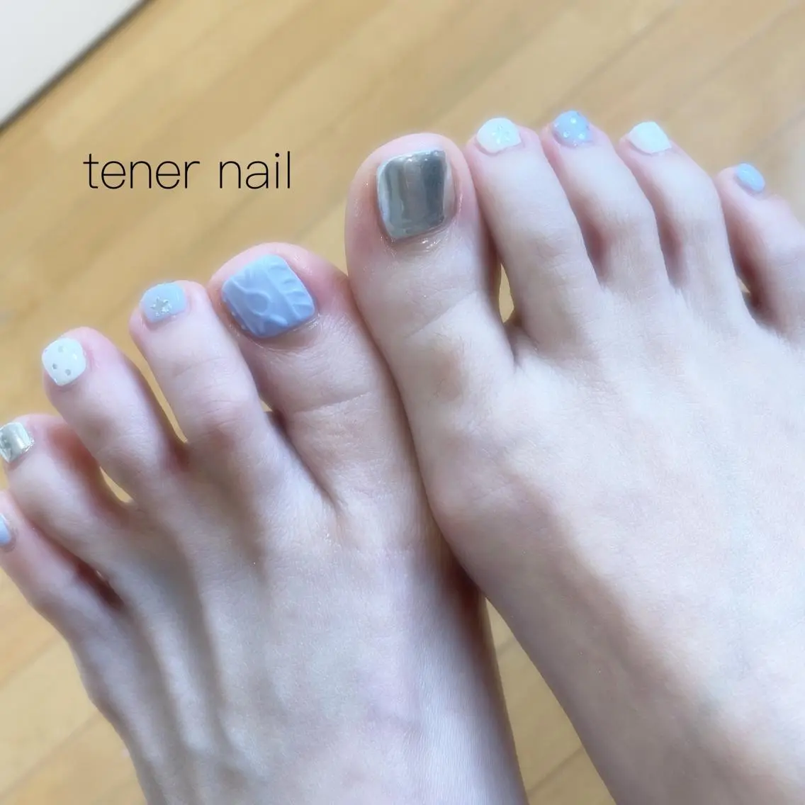 ネイル ドット フットネイル ミラーネイル 持ち込み テネルネイル tener nailのネイルデザイン