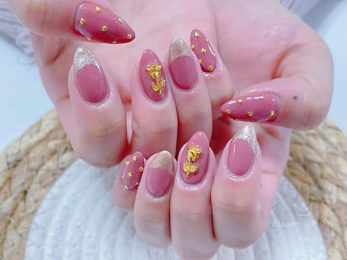 ネイル ネイルサロン エクラ 🌹【スカルプ専門】のネイルデザイン