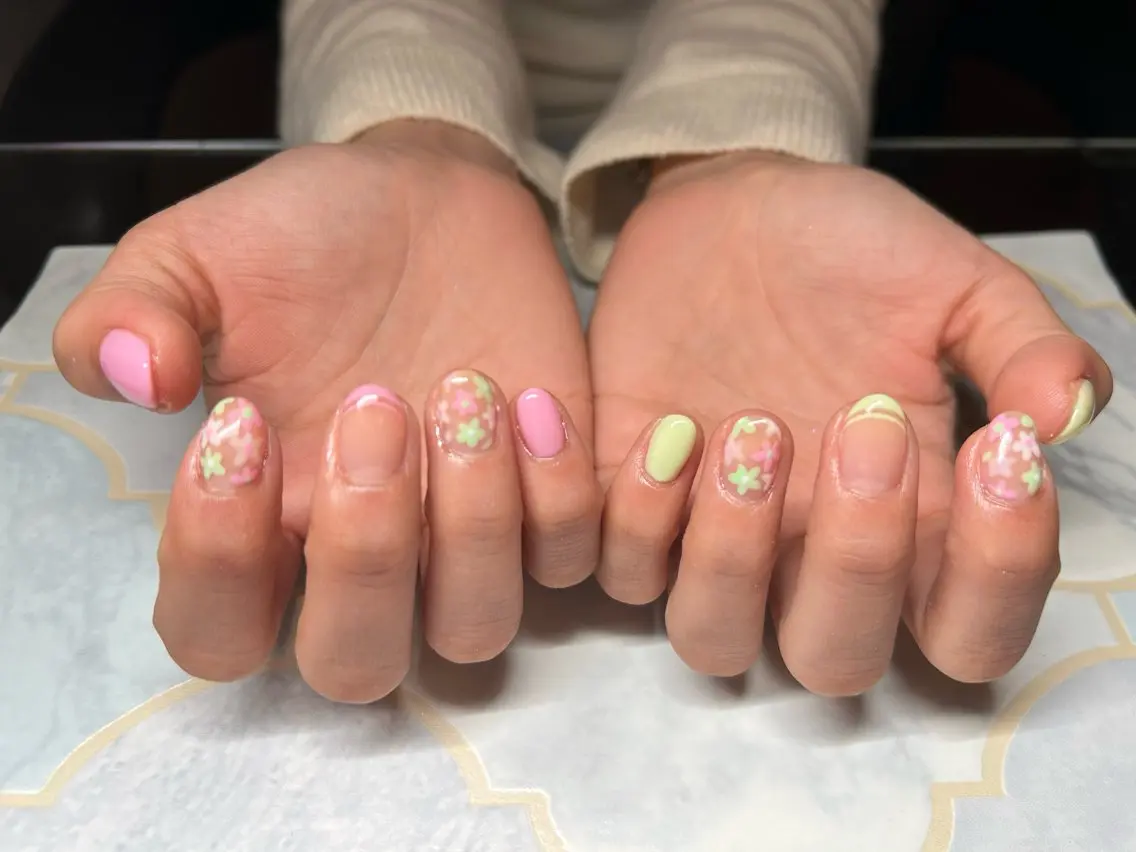 ネイル ハンドネイル Lisa’s Salonのネイルデザイン